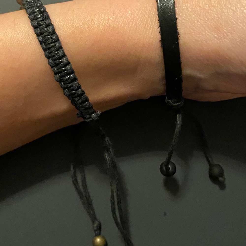 Two bracelets - Picture 2 of 6